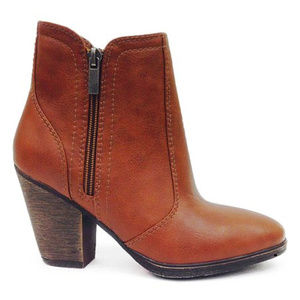 dollhouse side zipper bootie